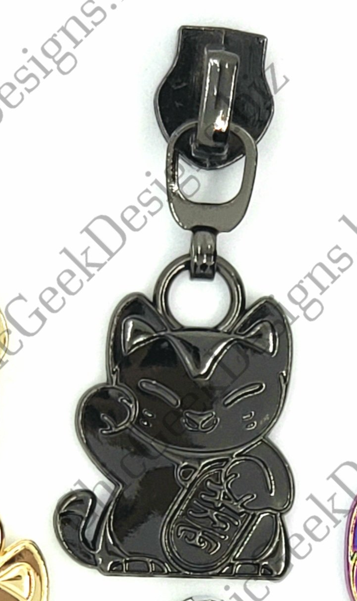 Zipper Lucky Cat *