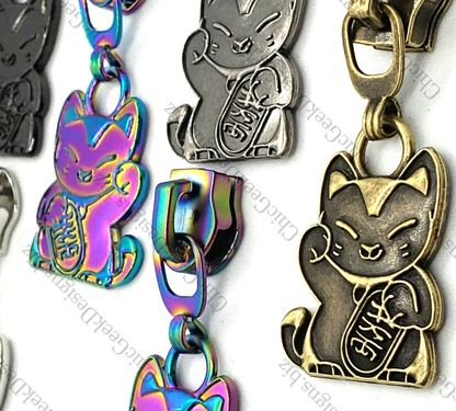 Zipper Lucky Cat *